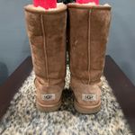 UGG  CLASSIC BOOTS Photo 1