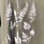 C&C California C & C california Leaf Print Boyfriend T Shirt NWT Small Photo 6