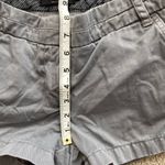 J.Crew Chino Shorts Size 4 Thick Fabric Preppy 100% Cotton Casual Grey EUC Photo 3
