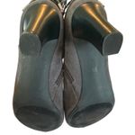 Coach and Four Women’s 9.5 Gray Ankle Booties Heels Zip Bow Classic Chic EUC Photo 6