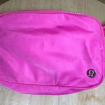 Lululemon  Everywhere Belt Bag Photo 0