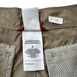 The North Face 11-15 Beige Outdoor Breathable Cargo Shorts Women Size 6 Photo 5