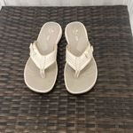 Clarks  cloud stepper sandals women’s size 9 Photo 1