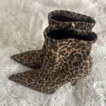 Good American  The Icon Booties Size 8/ Leopard Pointed Ankle Boots Photo 0