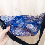 Forever 21 Tapestry Floral Womens Belt Bag Size OS Blue Brocade Boho Festival Artsy Photo 2