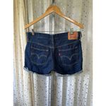 Levi's  Women's 501 Dark Wash Cut Off Raw Hem Button Fly Denim Jeans Shorts W28 Photo 2