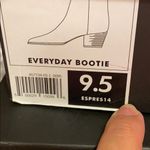 Banana Republic  Everyday‎ Bootie Photo 2