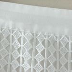 Ali & Jay  white flowy pleated mini shorts size small‎ Photo 3