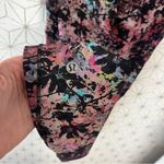 Lululemon  Base Pace High-Rise Tight 25"
Stencil Blossom Red Multi Photo 10