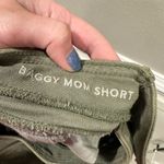 American Eagle 5/$25 Stretch Baggy Mom Short Photo 5