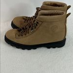 Women’s Bass Hiking Boots – Size 7.5 see pictures for wear Tan Photo 4