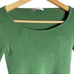 Oscar de la Renta Solid Green Ribbed Knit Long Sleeve Scoop Neck Sweater Size XS Photo 1