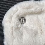 Lululemon  Everywhere Belt Bag *Plush Fleece Bone/Silver Photo 1