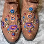 Mudd Embroidered Boots Womens 8.5 Cheyenne Brown Faux Suede Floral Ankle Bootie Photo 2