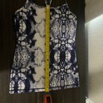Lululemon Power Y Tank Top in a white and blue tie-dye pattern EUC Size 6 Photo 6