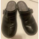 EastLand  Women's Mae Clogs Black Size 8M Split Toe Stitched Leather Uppers Lined Photo 1