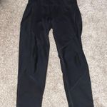 Cascade Sport Cropped Leggings Photo 0