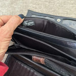 Brighton  BROWN CROC LEATHER FULL WALLET W/HEART/SILVER ADORNMENTS CHECK/CC/BILLS Photo 7