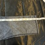 Gap Fit Gray Capri Athletic Workout Leggings Size Medium Photo 8