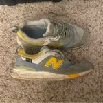 New Balance  Gray and Yellow Athletic Shoes size 8 Photo 2