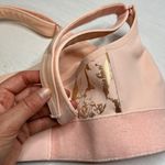 SheFit EUC FLEX SPORTS BRA MEDIUM Impact in blush Sz Small Photo 12