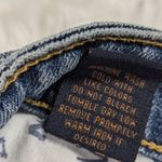 Seven7 Y2K  Lightly Distressed Lightwash Cuffed Capri Style Jeans Size 8 Photo 4