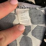 EGC Grayson oversized & flowy black & cream, v Photo 2