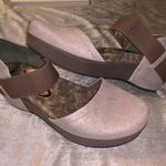 OTBT Migrant Wedges Photo 0