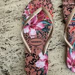 Havaianas Women's Slim Animal Floral Thong Sandal. Size 9/10. MSRP $30 Photo 7