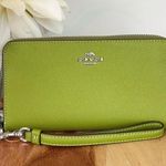 Coach NWT Long Zip Around Wallet Photo 0