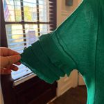 Etcetera  EUC Lightweight Kelly Green Ribbed Cardigan w/ Ruffle Sleeves Photo 3
