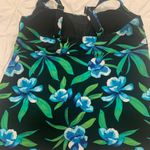 st. john's bay Women’s Size 18W Swimsuit Top Photo 3