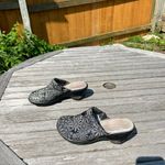Jambu  Dali Floral Mule Clogs size 8.5‎ black grey Photo 2