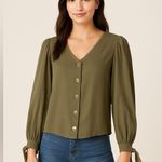 Rockettes Olive Button Photo 0