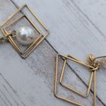 Vintage Earrings for Pierced Ears Gold Tone & Faux Pearl Photo 4