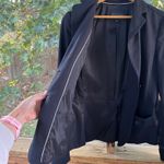 Banana Republic Women's Black Blazer Size 8 Tall Photo 2