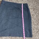Adrienne Vittadini  grey pencil‎ skirt women’s size 6 Photo 2
