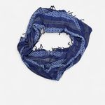 Cotton blue boho vibe round scarf with fringe Photo 2