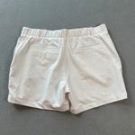 Under Armour  Womens Golf Shorts 14 Off White Flat Front Stretchy Lightweight Photo 1
