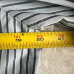 Foxcroft  long sleeve button down shirt size 8 medium Photo 3