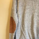 Peach Love California  small grey long sleeved top Photo 4