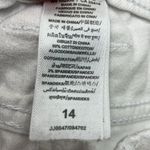 Guess Y2K White Jean Shorts Raw Hem size 14 (Junior size) Photo 6