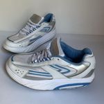 Vintage Curves for Women Walking Shoes White Blue Size 7 Sneakers Photo 0