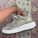 Universal Threads Universal Thread Sneakers Women’s Photo 0