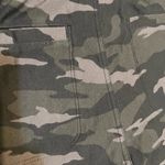 Athleta  camo farallón jogger size 6 Photo 8