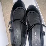 Tahari  Vienna Black Slip On Ballet Women’s Flats in size 7 Photo 4