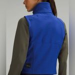 Lululemon Water-Repellent Tech Fleece Hiking Vest Psychic Blue NWOT Size 8 Photo 4