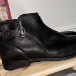 UGG  Leather Ankle Demi Boot in Black Sheepskin Size 9 Photo 1