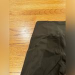 Lulu Lemon Wunder Train HR Tight with Pockets Size 4 in Green Photo 4