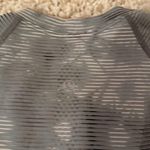 Lululemon Old color  swiftly, size 4 Photo 2